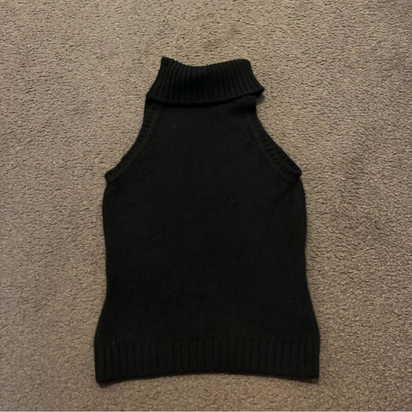 Cashmere Studio Cashmere Sweater Turtleneck Tank Top - Picture 3 of 5